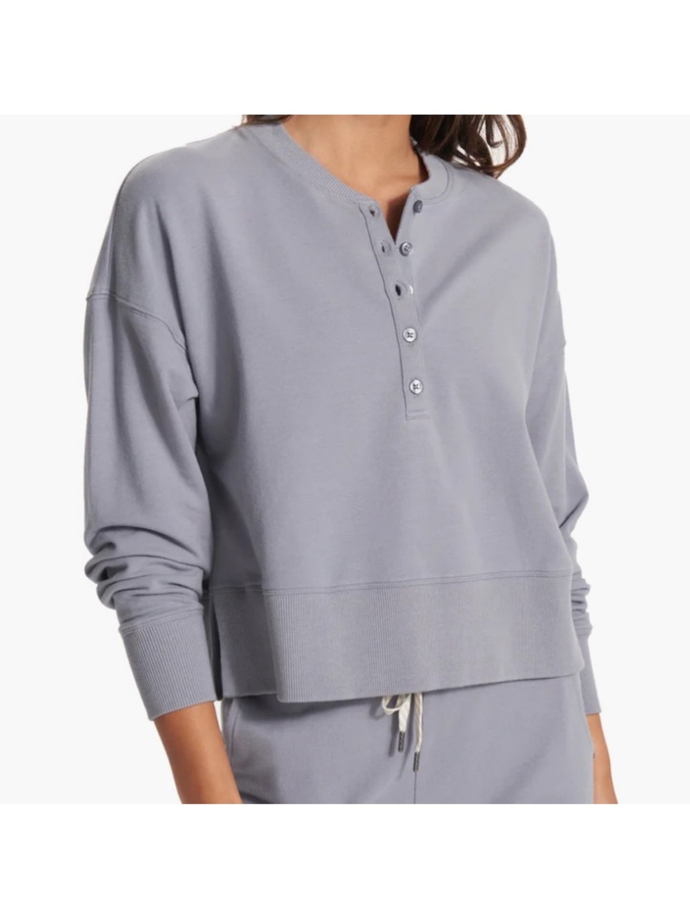 Vuori Laguna Henley Sweatshirt Gray Flint Organic Cotton Cropped Pullover Medium